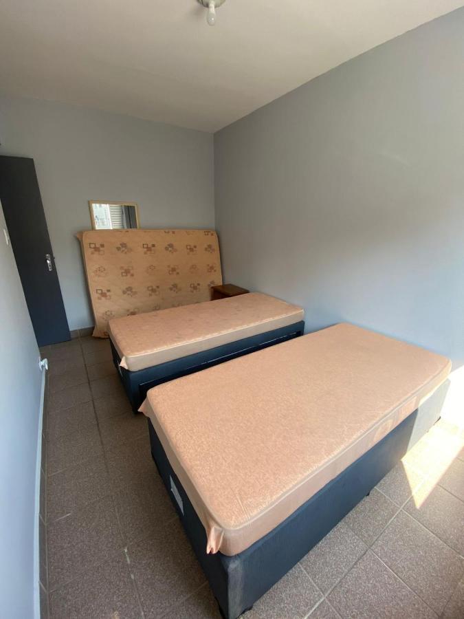 Apartamento Com Estacionamento, Wi-Fi, Ar Condicionado A 300 Metros Da Praia Da Enseada No Guaruja. Eksteriør billede
