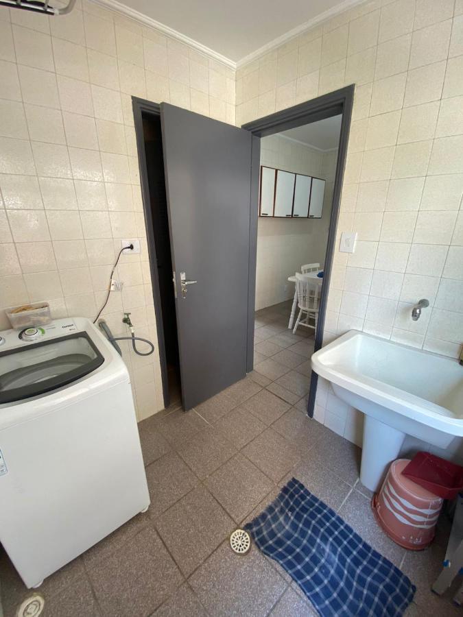 Apartamento Com Estacionamento, Wi-Fi, Ar Condicionado A 300 Metros Da Praia Da Enseada No Guaruja. Eksteriør billede