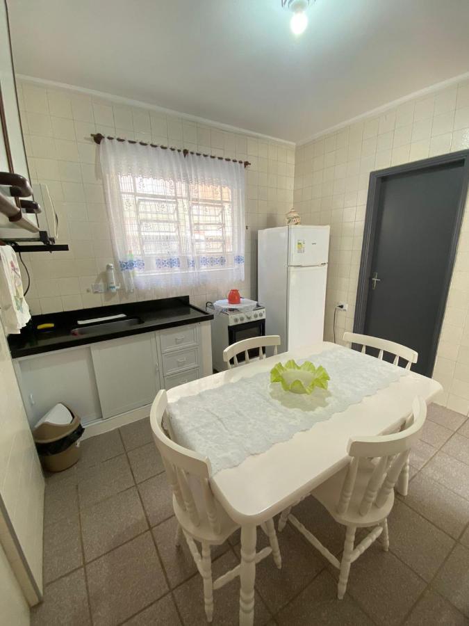 Apartamento Com Estacionamento, Wi-Fi, Ar Condicionado A 300 Metros Da Praia Da Enseada No Guaruja. Eksteriør billede