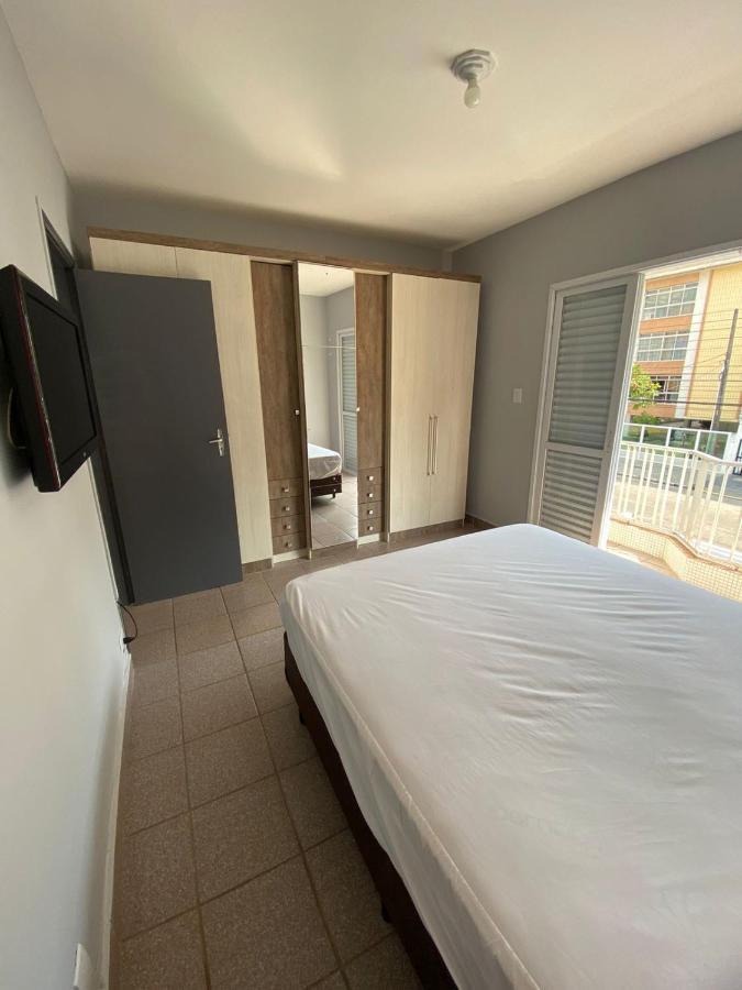 Apartamento Com Estacionamento, Wi-Fi, Ar Condicionado A 300 Metros Da Praia Da Enseada No Guaruja. Eksteriør billede